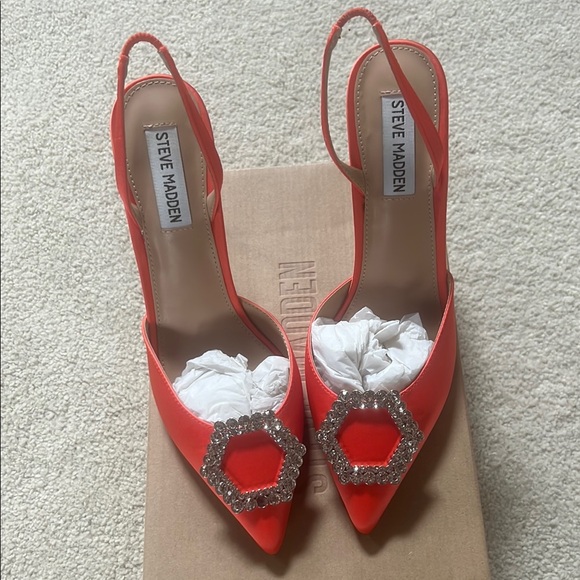 Steve Madden Shoes - Steve Madden Orange Slingback Heels
